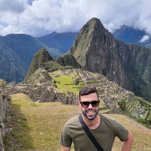 Meet your Posher, Alex